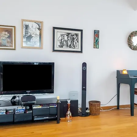 Apartment Splendid Flat Near Toy Museum In Goztepe