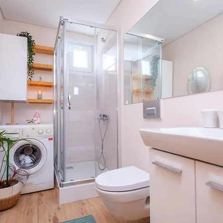 Apartment Splendid Flat Near Toy Museum In Goztepe Istanbul