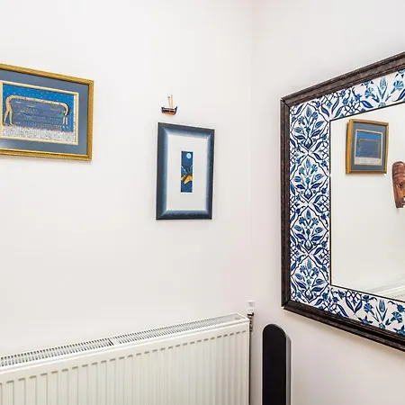 Splendid Flat Near Toy Museum In Goztepe Apartment *
