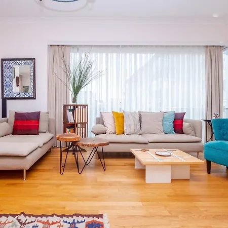 Splendid Flat Near Toy Museum In Goztepe Istanbul